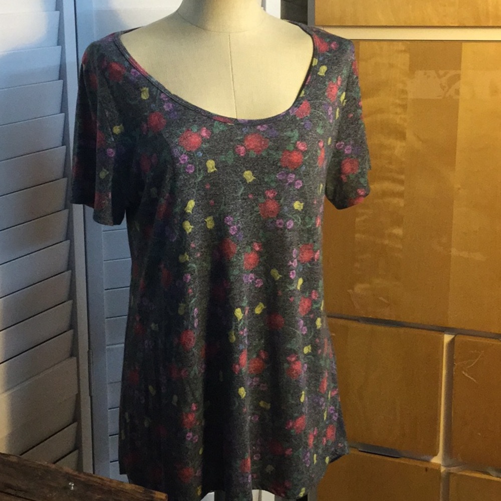 LuLaRoe blouse